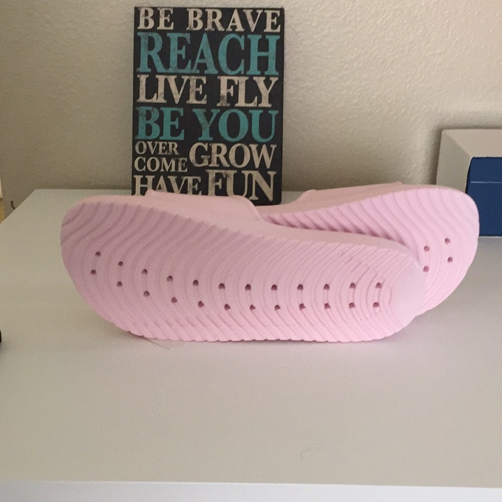 Nike woman’s Kawa Shower Slides Slip on size 8 - Picture 5 of 6